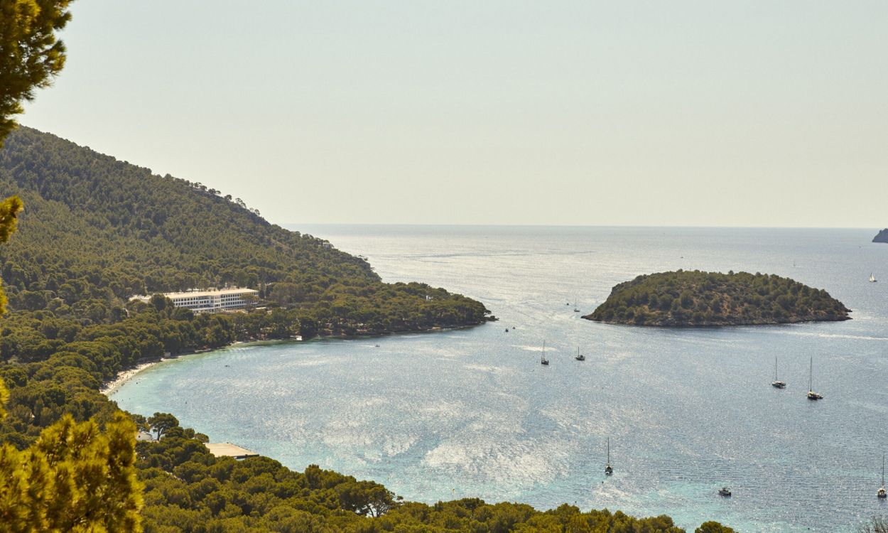 FS Bay Mallorca scaled