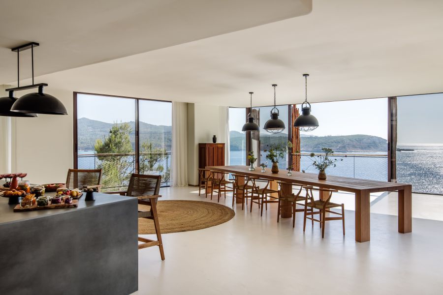 The Cliffhanger Dining Room