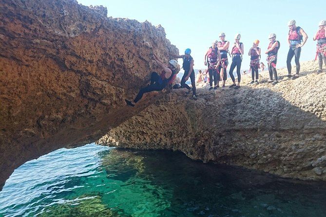 experiences cliff jumping 2