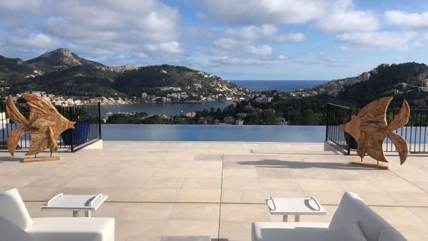 inside_one_of mallorca_s_most_desirable_estates