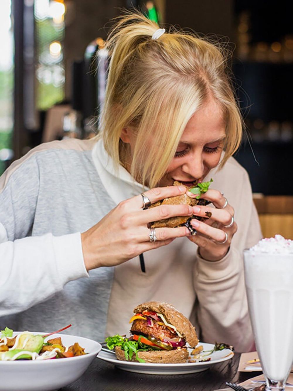 restaurants post kai s burger 6b2401d4