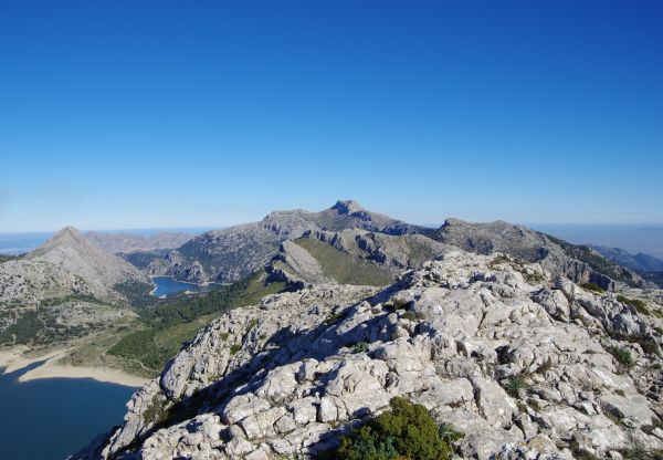 Hiking Mallorca with Jorn 2 scaled 841fd69e