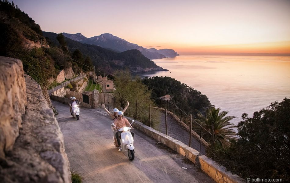 vespa hire mallorca b89d10b8