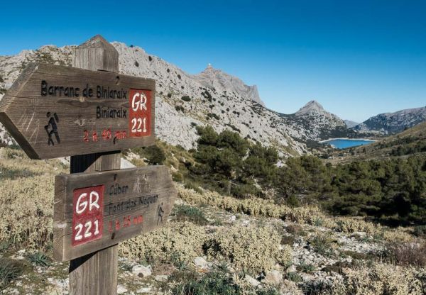 GR221 Dry Stone Route 2 e4a0131b