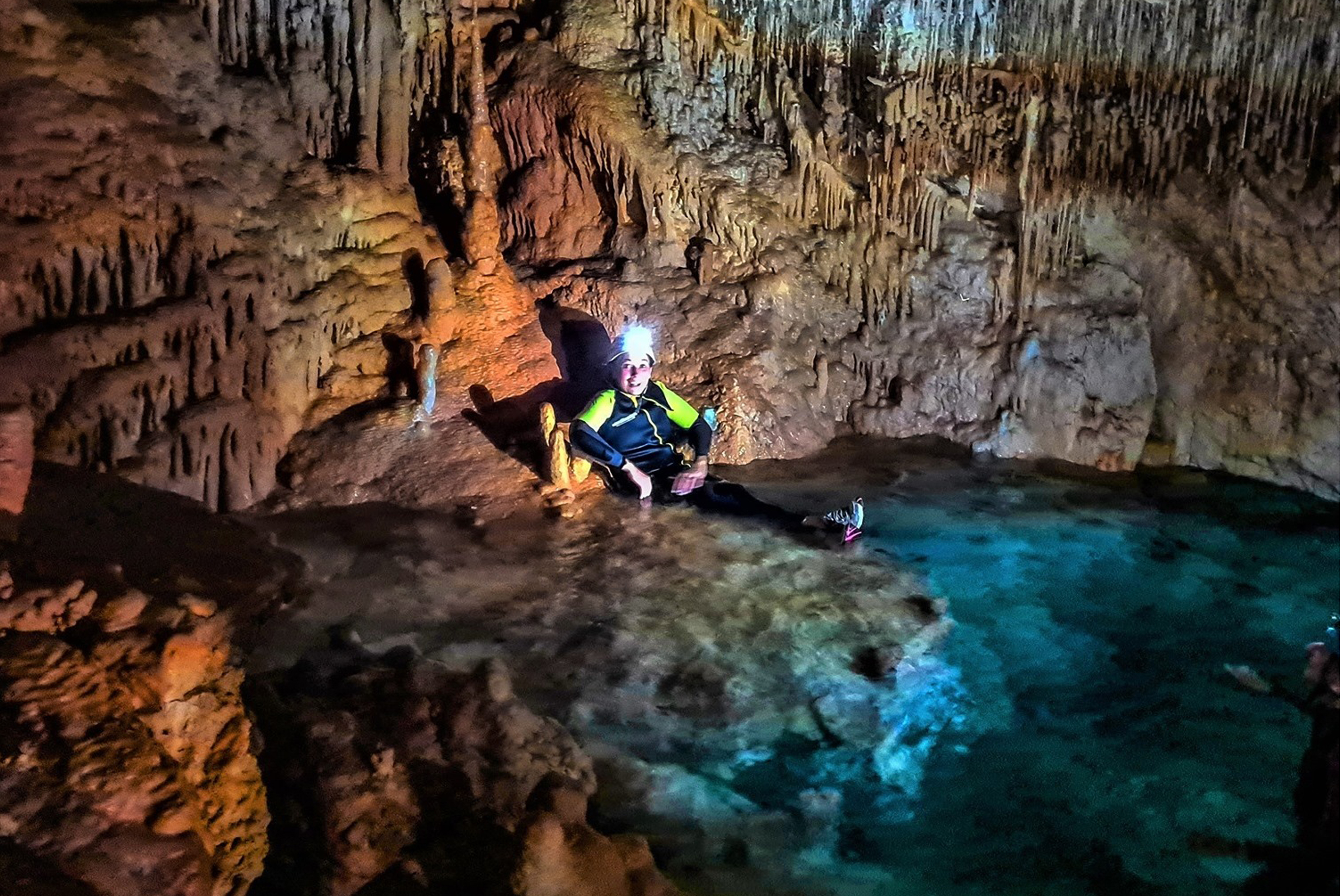 cave exploring mallorca