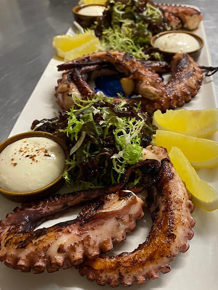 umami fresh bistro 2