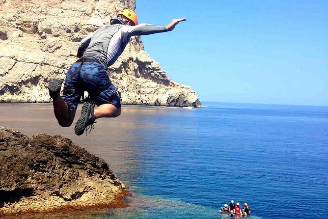 Five best things to experience Mallorca cliff jumping
