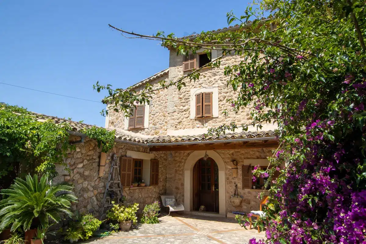 Finca in Mallorca Tramuntana Soller House Outskirts Facade 2