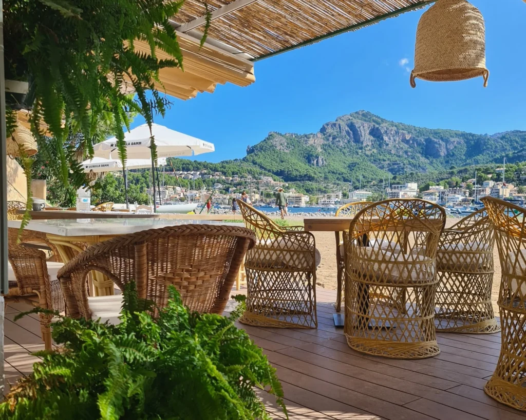 PatikiBeach restaurant