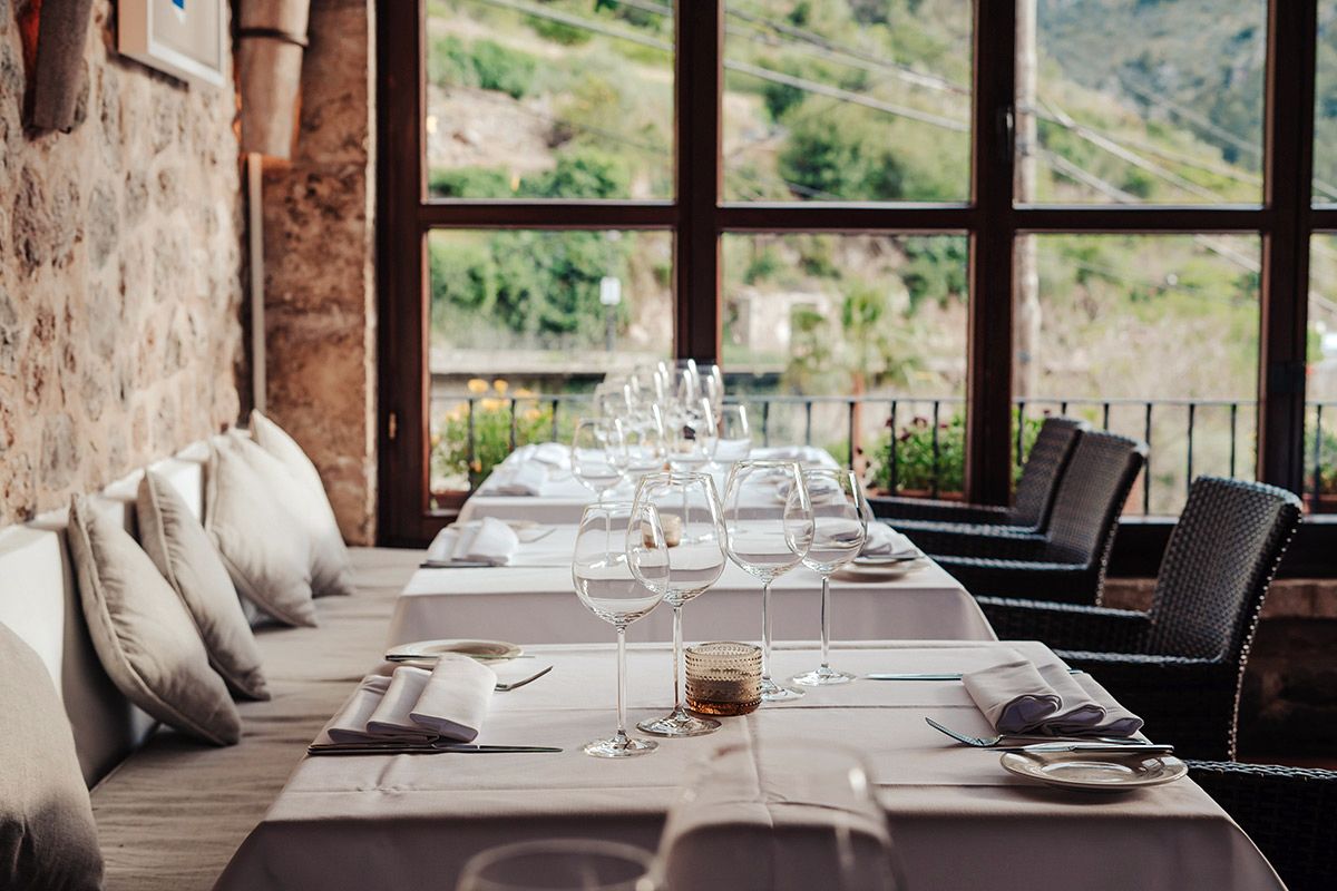 sebastian restaurant deia 3525013b
