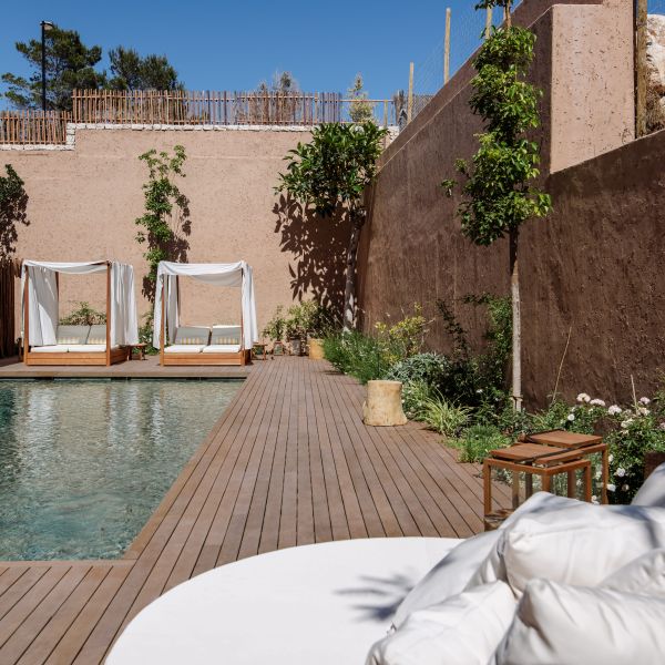 The Pinnacle Pool area 3bd786df