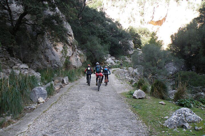 mountain bike route 2 51ada1f7