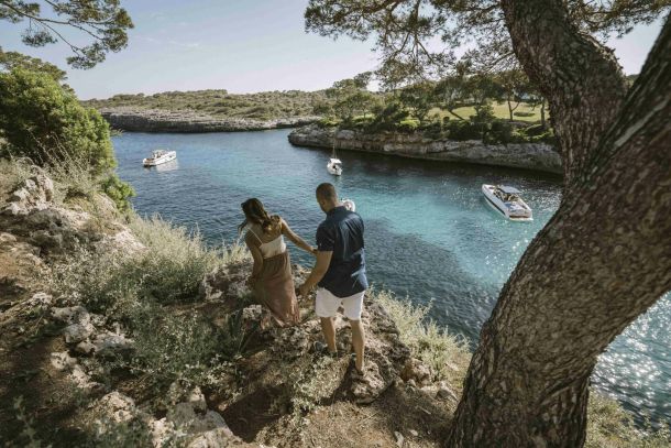 Cala Mitjana couple 2 scaled 6a7d8163