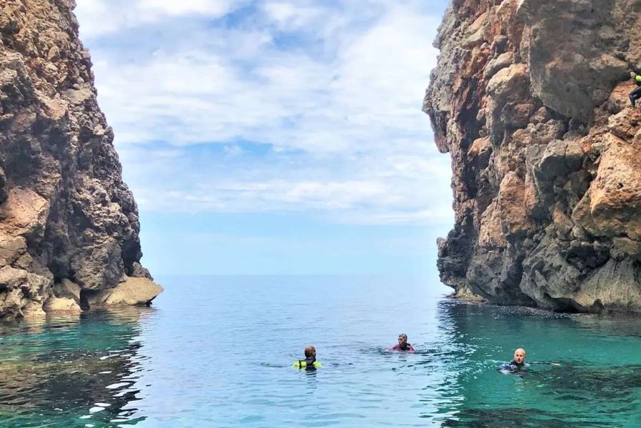 exploring caves mallorca 85e0d2cb