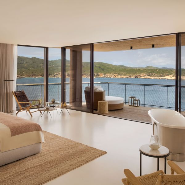 Master Bedroom 8b013aa3