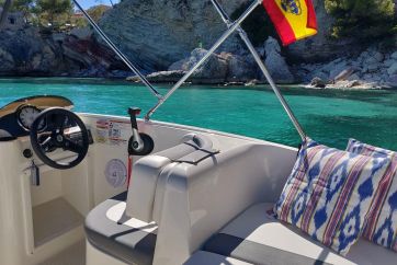 bare boat rental santa ponsa