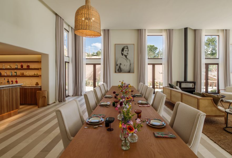 The Pinnacle Dining Area 1 scaled c5cef6ef