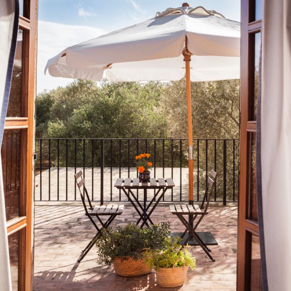 traditional manor house son doblons c7cac9db