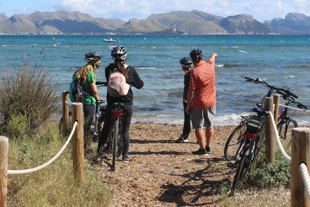 Bike Tour secret Paths with a Local