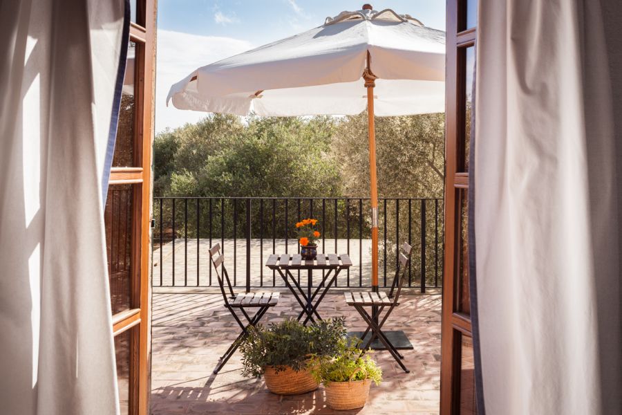 traditional manor house son doblons e6fd4e71