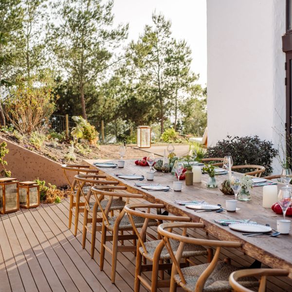 The Pinnacle Terrace table f10a4dd6