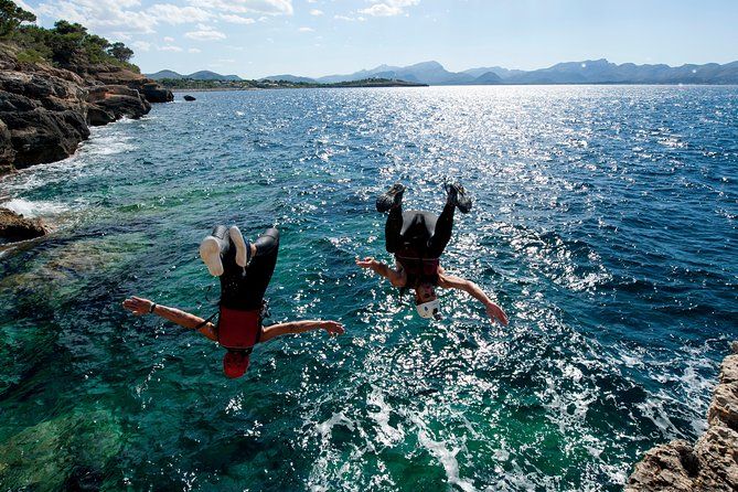 cliff jumping 4 fde5b290